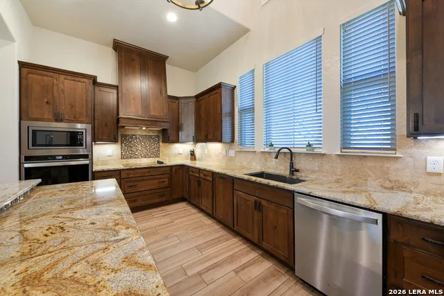 105 Bobby Lynn Adkins, TX 78101